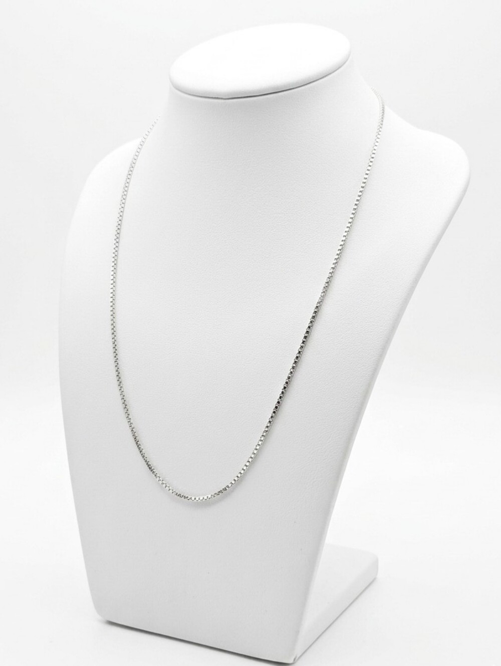 925 Sterling Silver Box Chain Necklace [18"]
